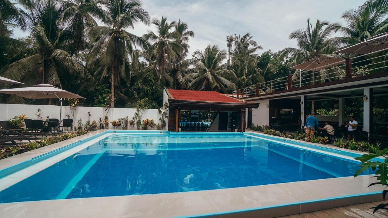 Point 303 Resort General Luna  Bagian luar foto