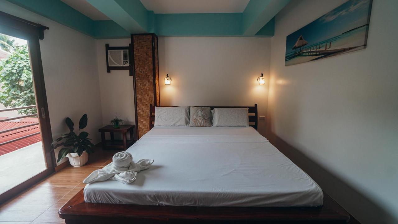 Point 303 Resort General Luna  Bagian luar foto