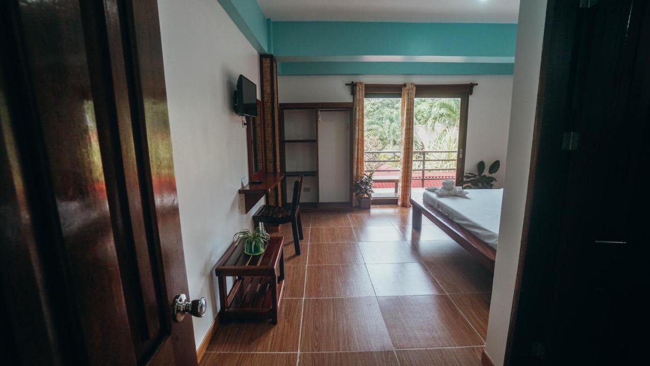 Point 303 Resort General Luna  Bagian luar foto