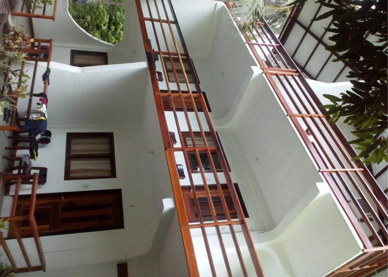 Point 303 Resort General Luna  Bagian luar foto